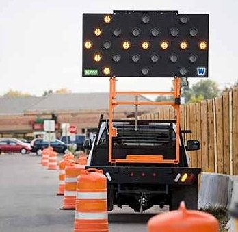 Skid-Mounted Arrow Boards Pivoting Skids