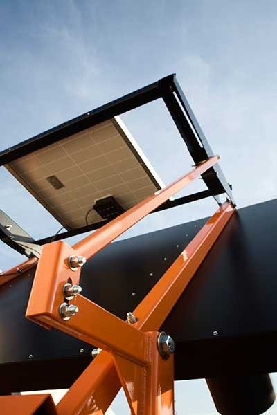 Skid-Mounted Arrow Boards Pivoting Skids Solar Panel