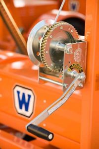 Skid-Mounted Arrow Boards Pivoting Skids Hand Winch